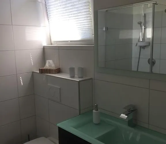 Brueckner Semesterbostad *